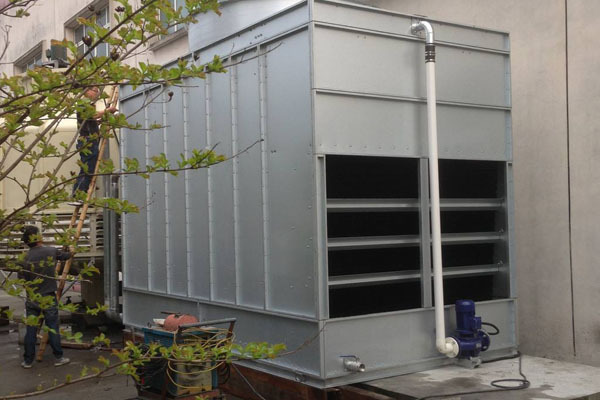 和傳統填料式冷卻塔比較,閉式冷卻塔有哪些優點 和傳統填料式冷卻塔比較,閉式冷卻塔有哪些優點